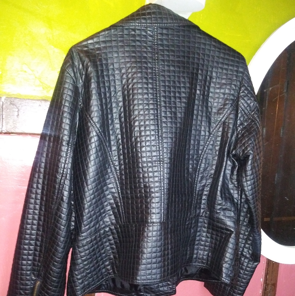 Jacket - Picture 3 of 3